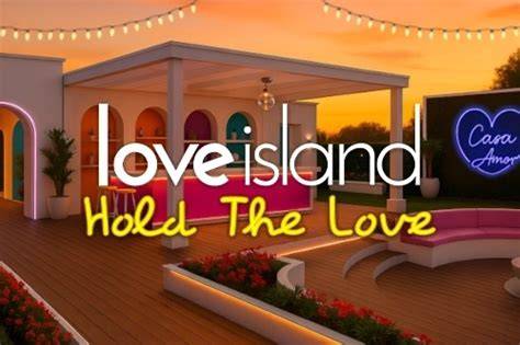 Love Island  -  Hold the Love - Playzia